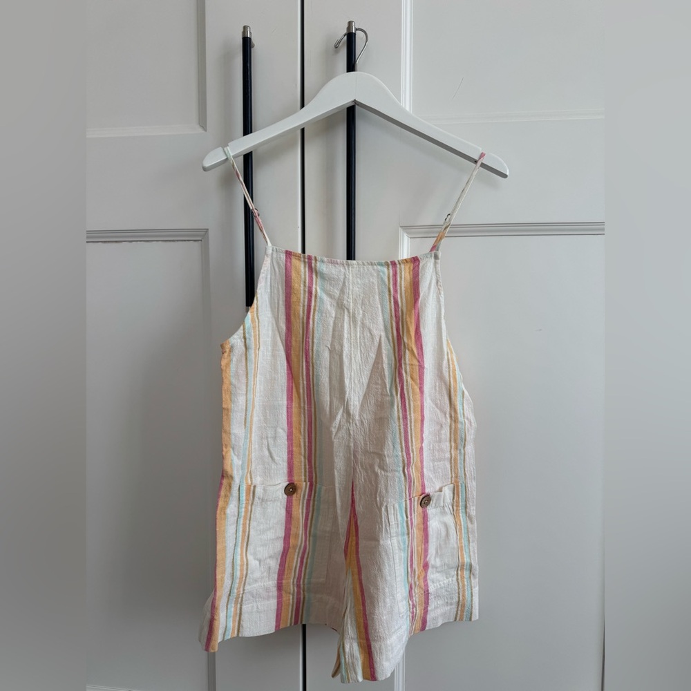 Rip Curl romper, barely worn, wooden buttons